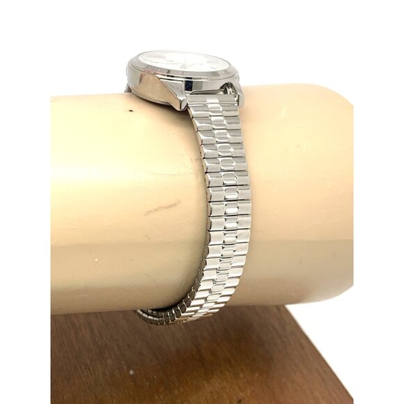 Timex Women's Watch TW2W14300 Indiglo Quartz Mother of Pearl Dial Expansion Band - Picture 12 of 14